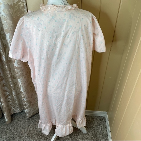 Vintage Ballet Lingerie Pastel Pink Gown 44 Large Teal Buttons Floral Pattern - Picture 2 of 5